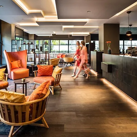 Saks Urban Design Frankfurt 4*