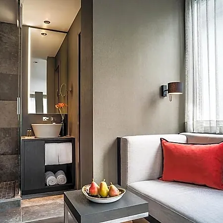 Hotel Saks Urban Design Frankfurt 4*