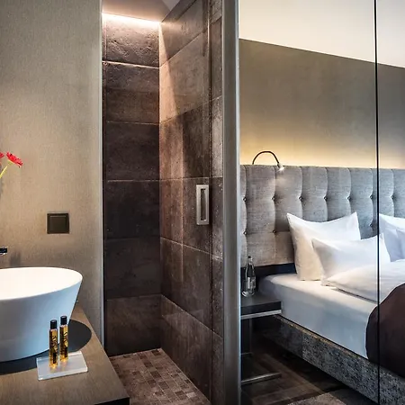 Saks Urban Design Frankfurt 4*