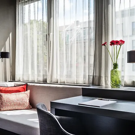 Saks Urban Design Frankfurt Отель Франкфурт-на-Майне