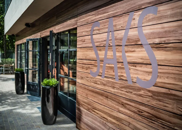 Saks Urban Design Frankfurt 4*